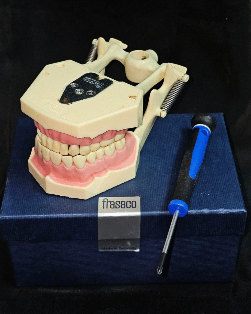 Original Jaw Set